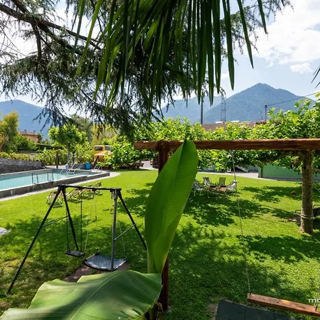 موتيل Bamboohouse Riazzino